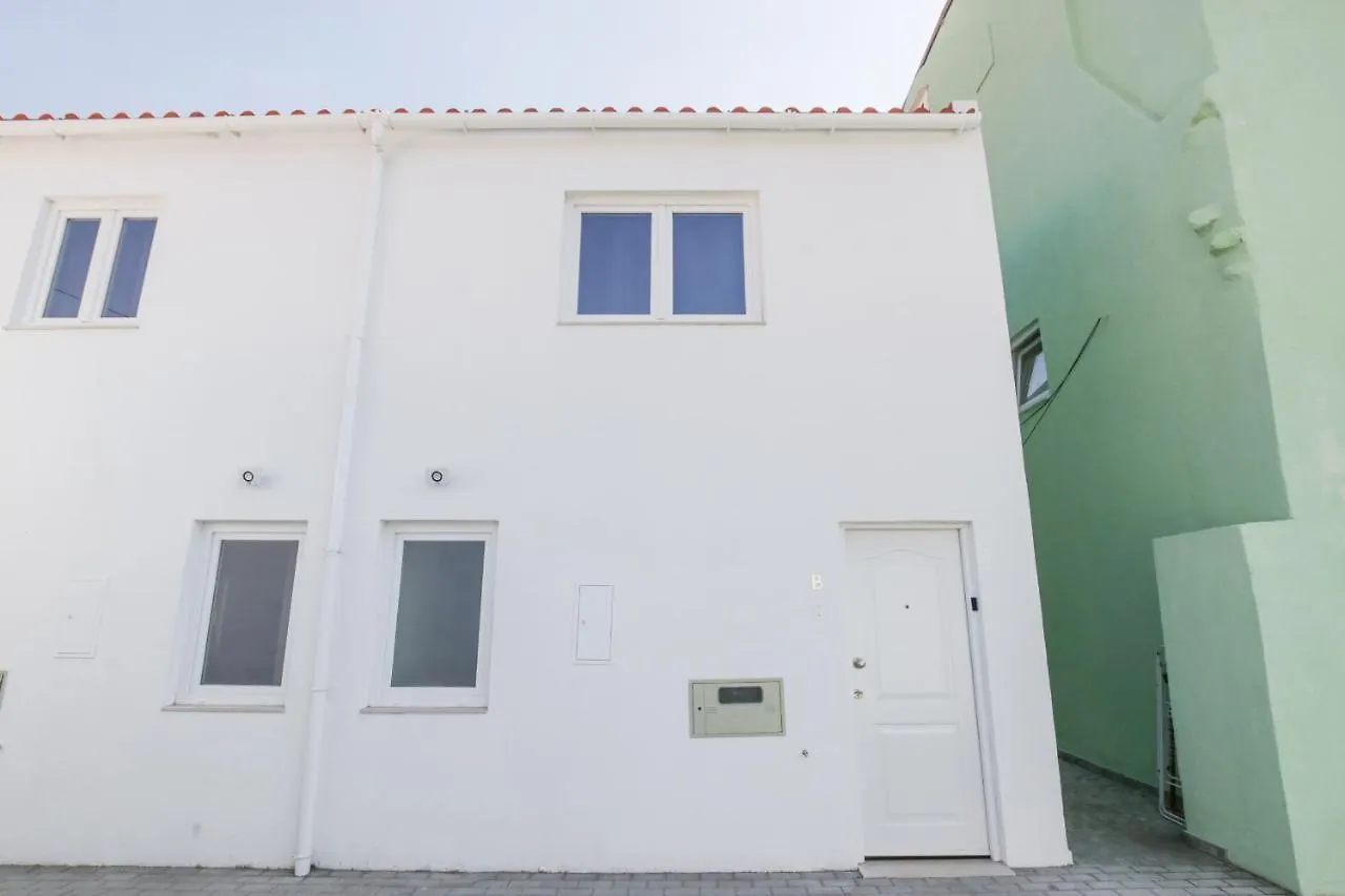 Cruzeiro Deluxe Apartments Lisbon 0*,  Portugal