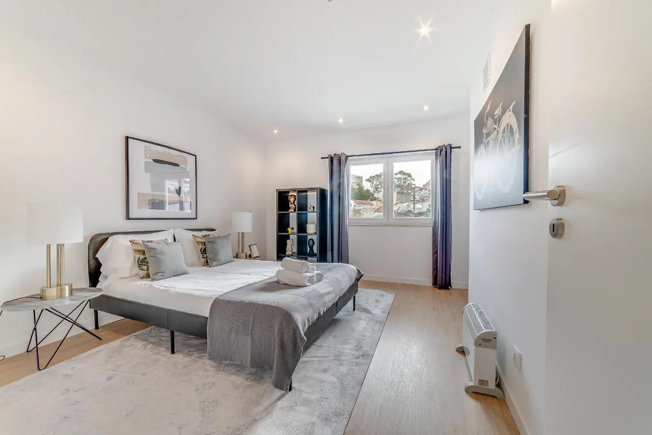 Cruzeiro Deluxe Apartments Lisbon