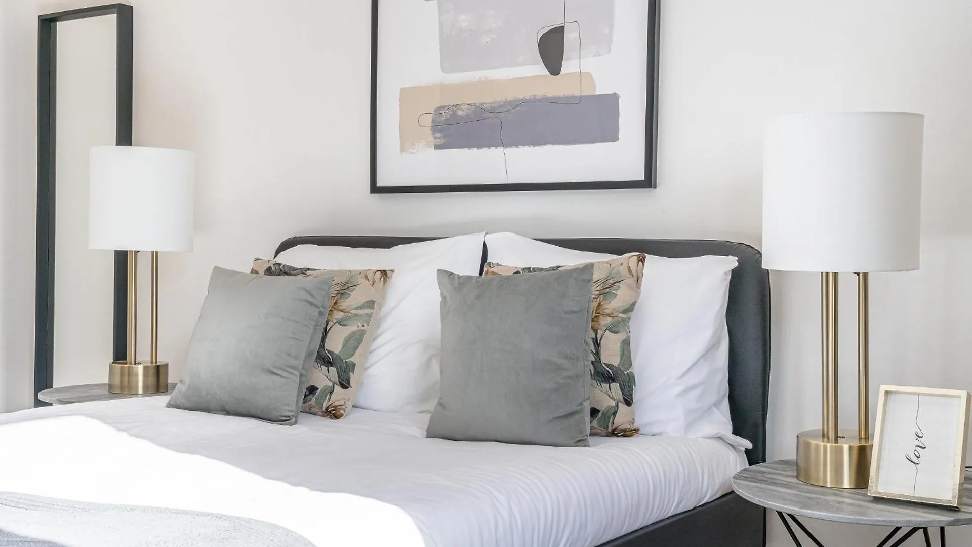 Cruzeiro Deluxe Apartments Lisbon